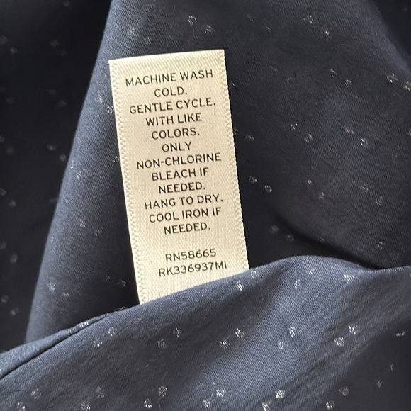 Susina (Nordstrom) Cap Sleeve Button Down Collared Shirt Size XL Navy & White - Picture 6 of 6